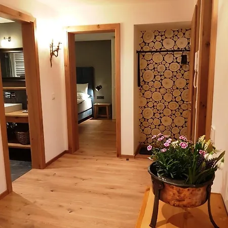 Kaiser Apartment